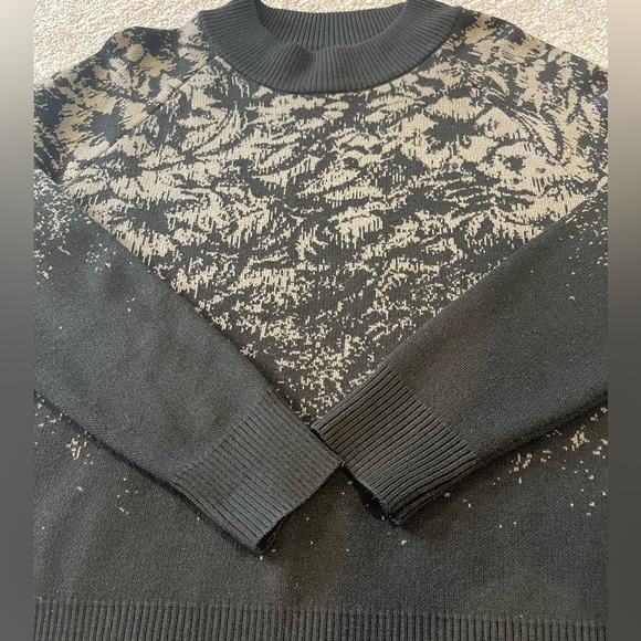 Athleta  Jacquard Crew Wool Sweater, Color Frosted Floral Charcoal Gray, Size XS - Picture 13 of 15
